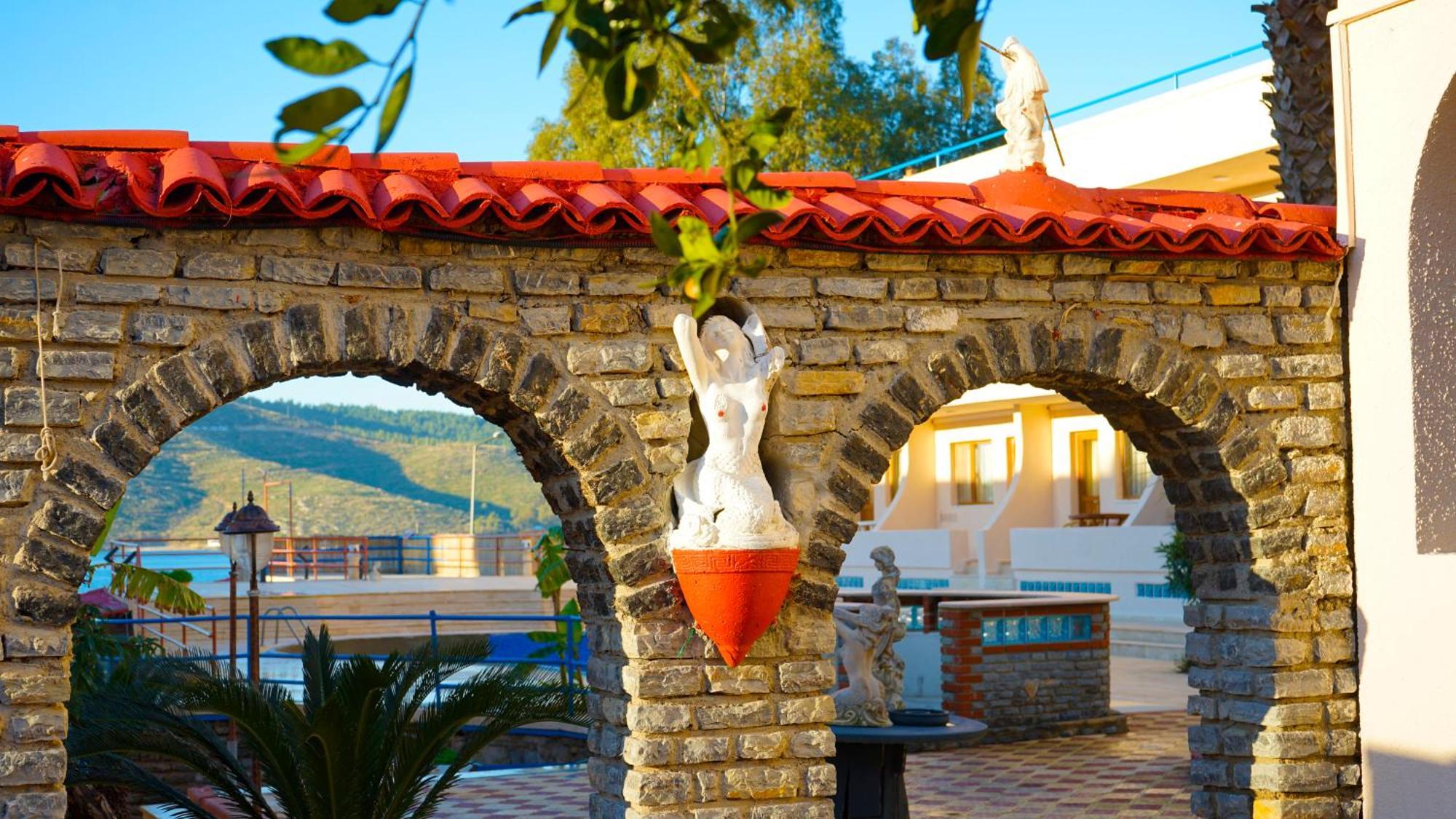 Club Aquarium Hotel & Spa Гюверджинлик Экстерьер фото