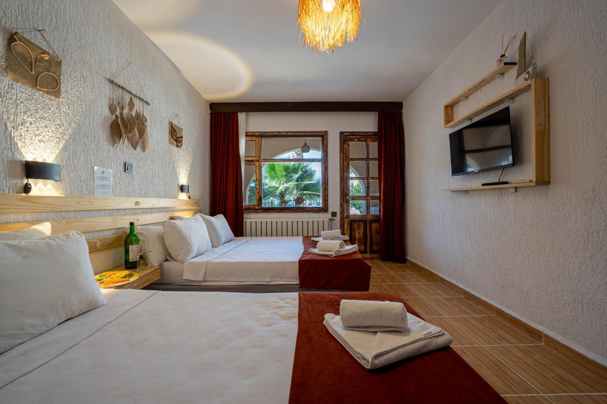 Club Aquarium Hotel & Spa Гюверджинлик Экстерьер фото